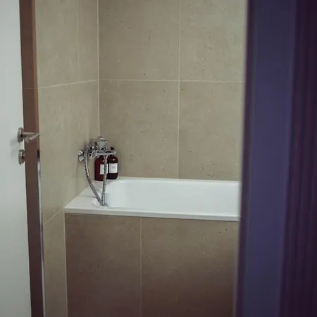 Design Apartment, Ac, Free Parking