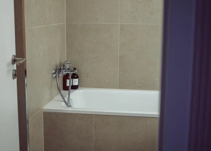 Design Apartment, Ac, Free Parking